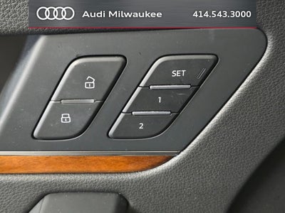 2023 Audi Q5 45 S line Premium quattro