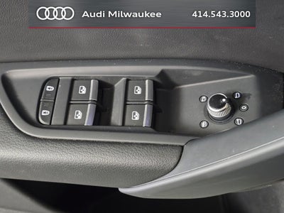 2023 Audi Q5 45 S line Premium quattro