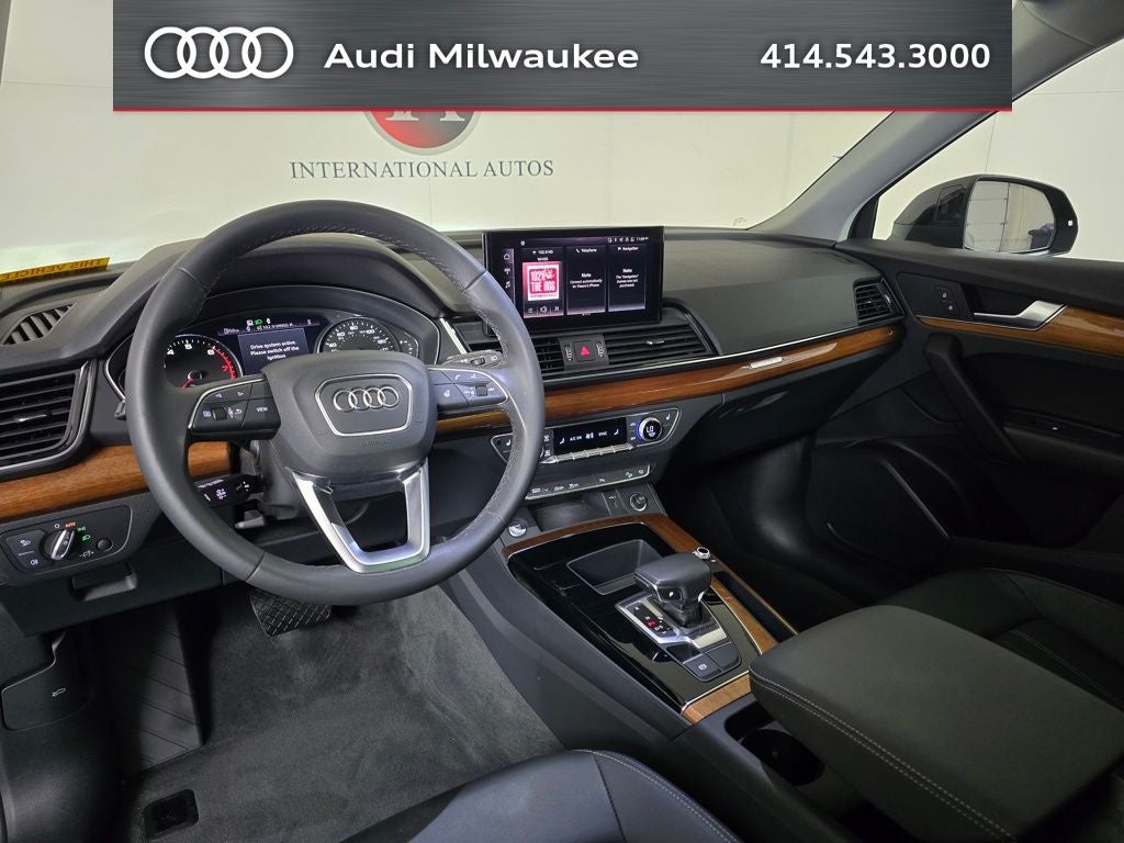 2023 Audi Q5 45 S line Premium quattro
