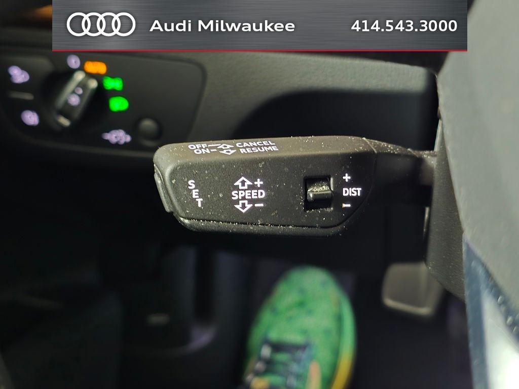 2023 Audi Q5 45 S line Premium quattro