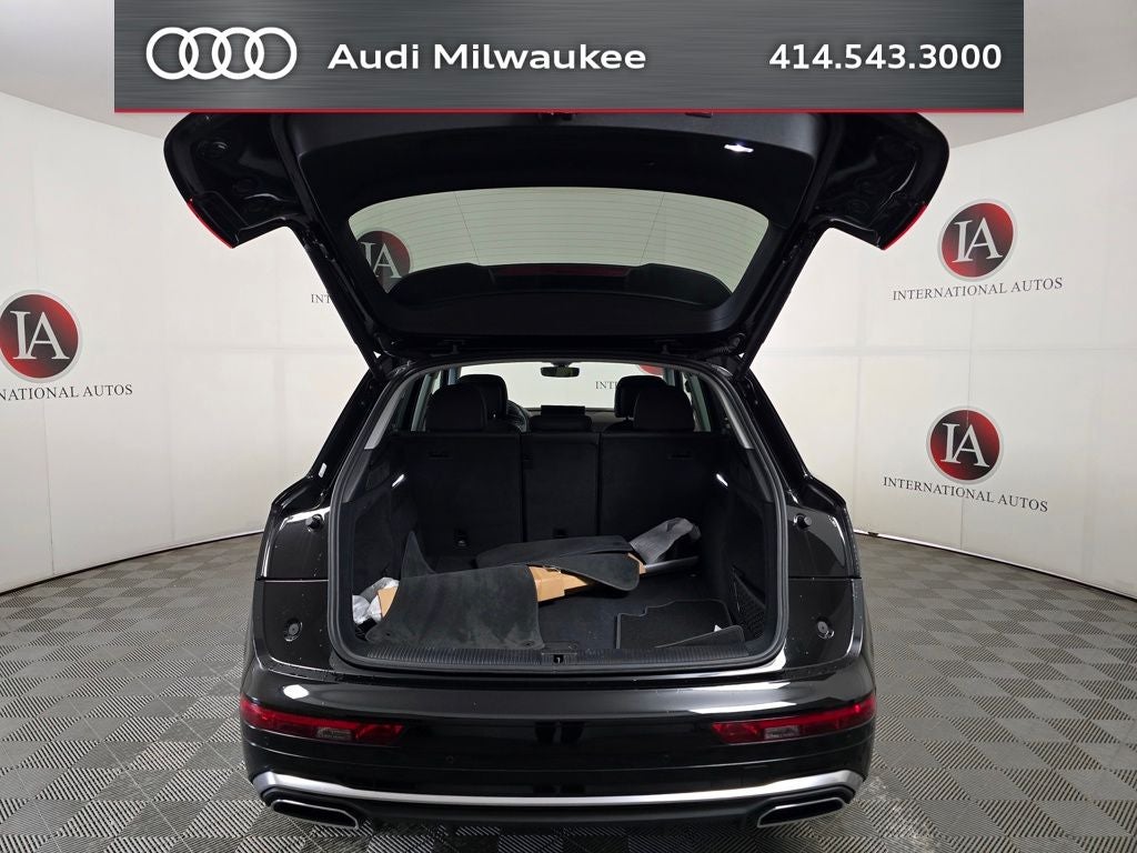 2023 Audi Q5 45 S line Premium quattro