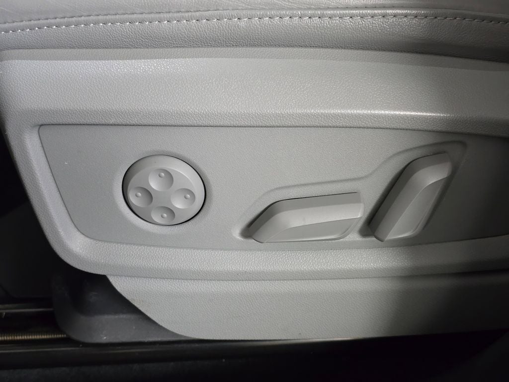 2022 Audi Q5 45 S line Premium quattro