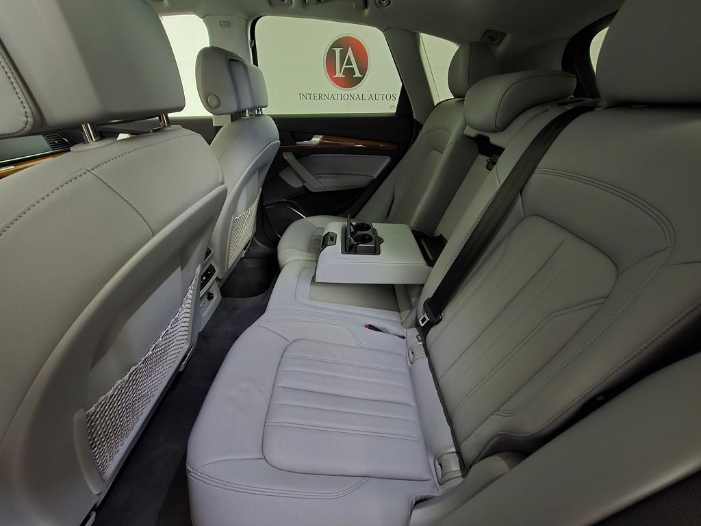 2022 Audi Q5 45 S line Premium quattro