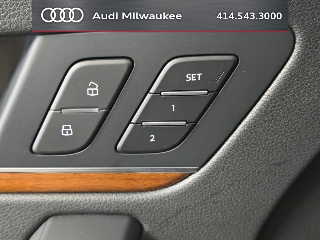 2023 Audi Q5 45 S line Premium quattro