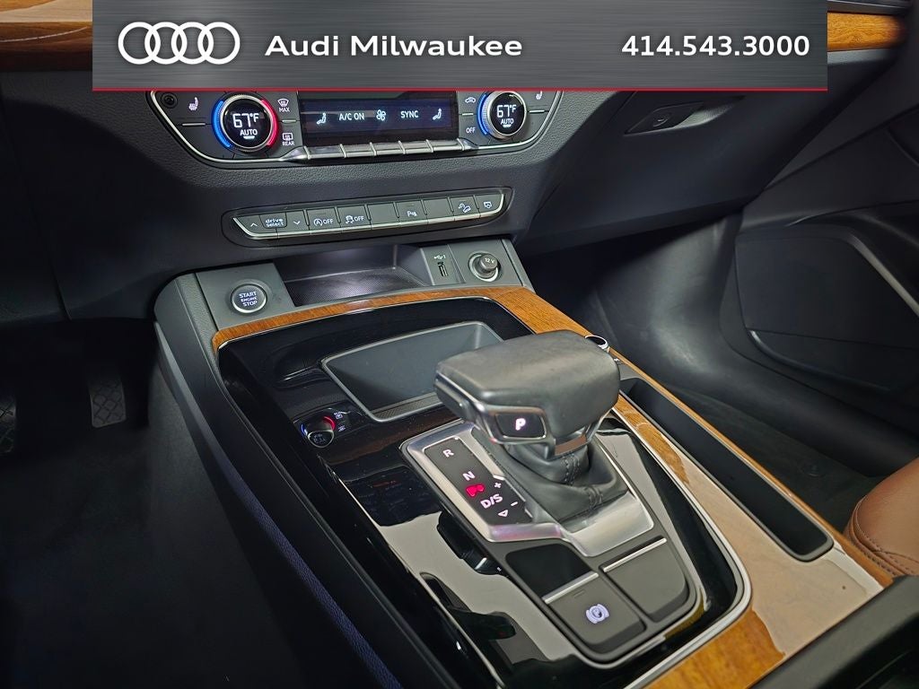 2023 Audi Q5 45 S line Premium quattro