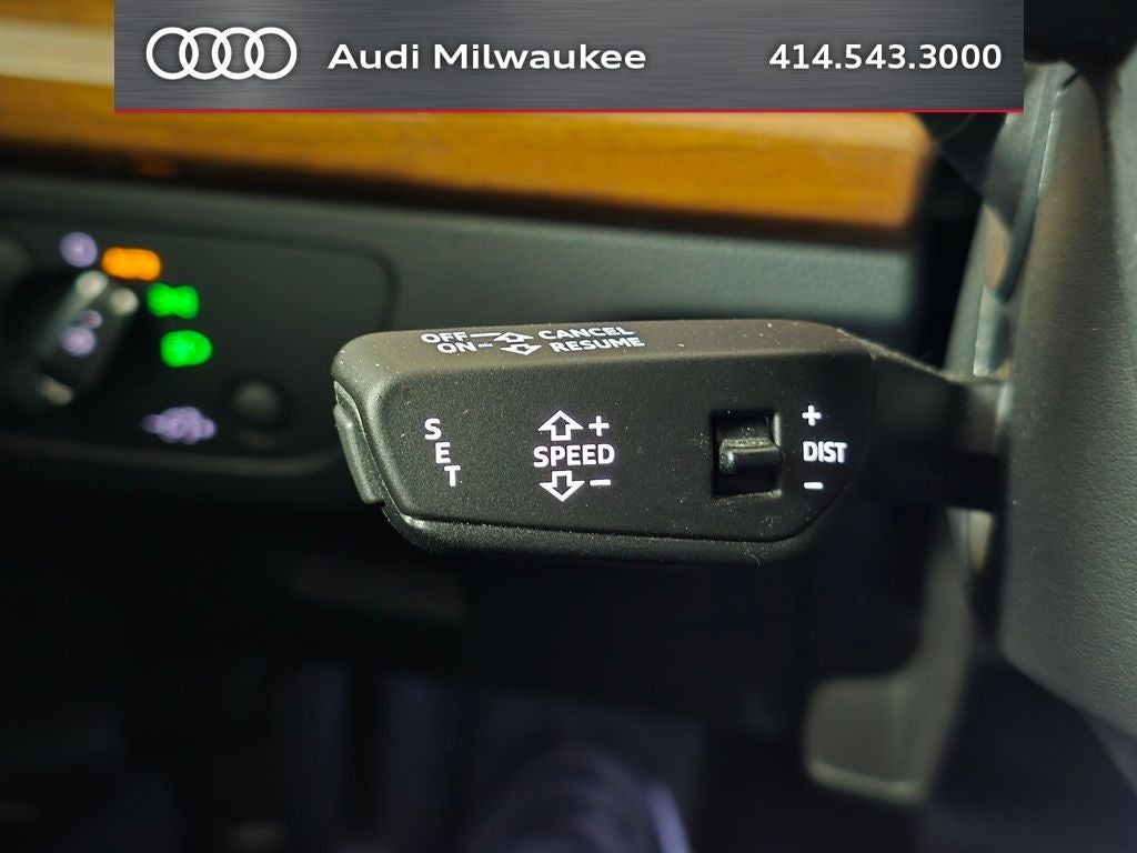 2023 Audi Q5 45 S line Premium quattro