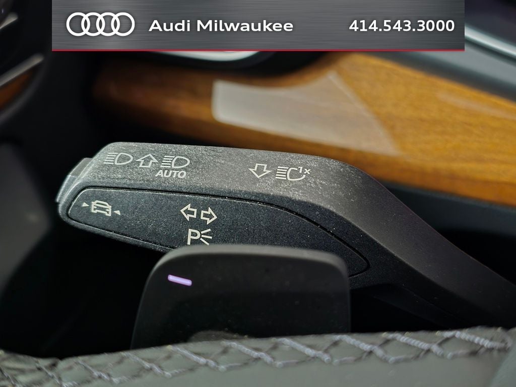 2023 Audi Q5 45 S line Premium quattro