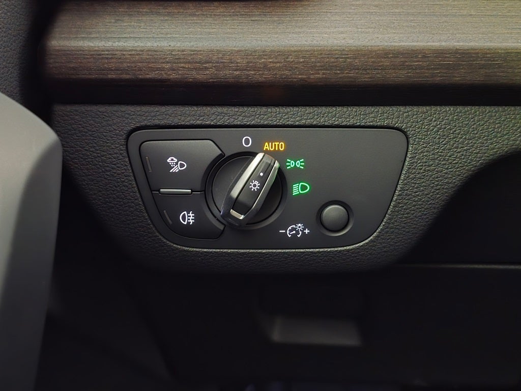 2025 Audi Q5 45 S line Premium quattro