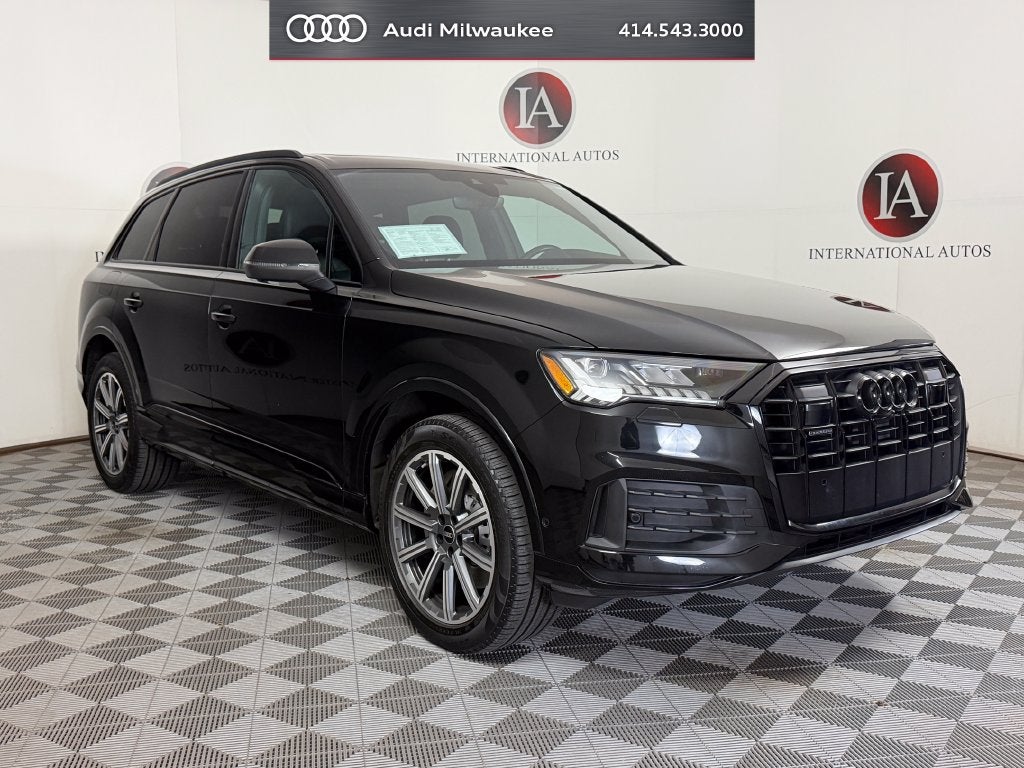 2023 Audi Q7 45 Premium Plus quattro