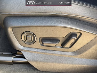 2023 Audi Q7 45 Premium Plus quattro