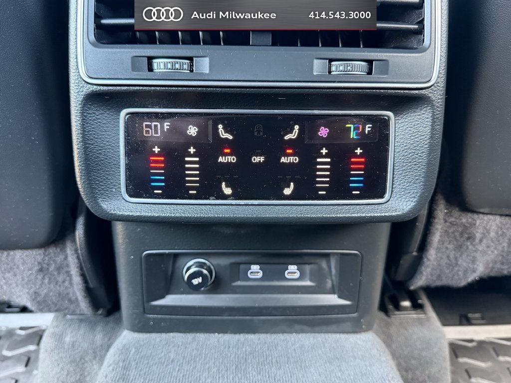 2023 Audi Q7 45 Premium Plus quattro