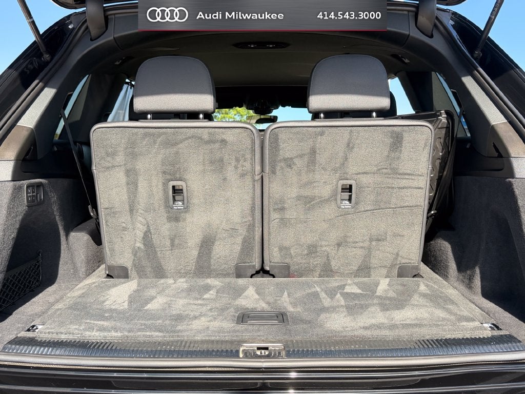 2023 Audi Q7 45 Premium Plus quattro