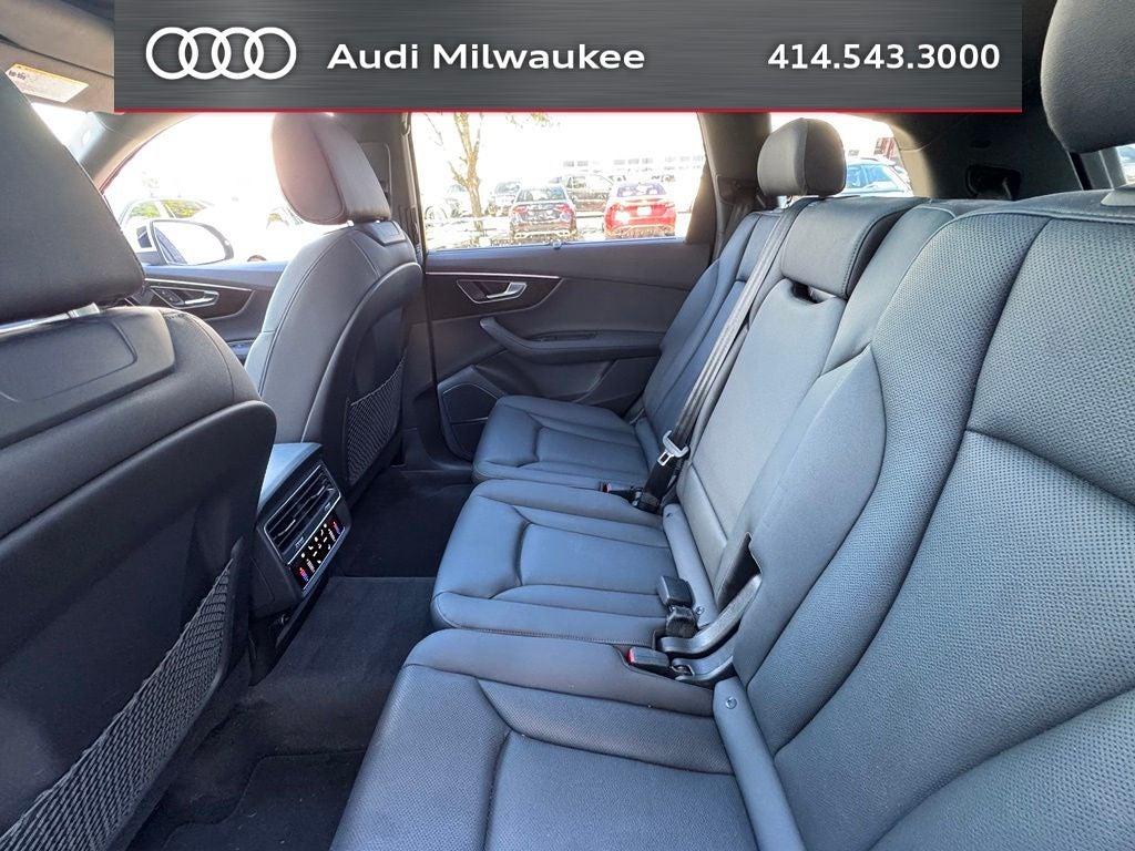 2023 Audi Q7 45 Premium Plus quattro