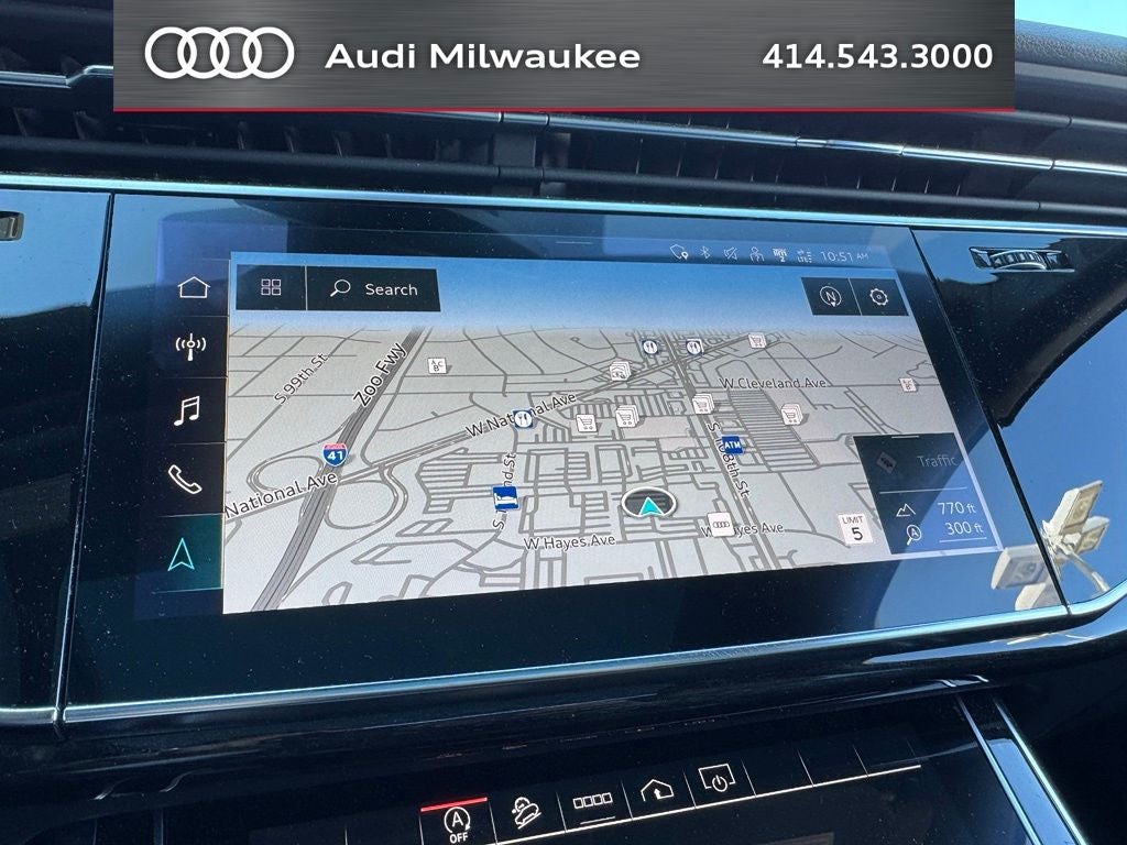 2023 Audi Q7 45 Premium Plus quattro