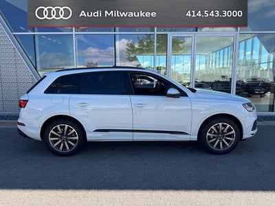 2023 Audi Q7 45 Premium Plus quattro