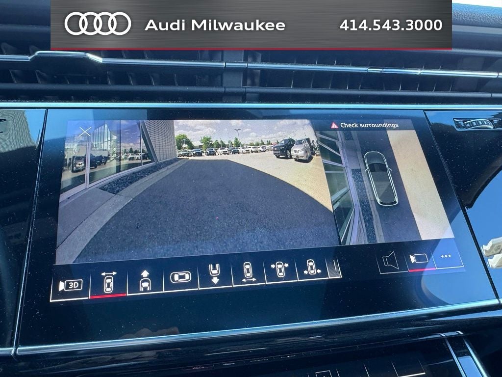 2023 Audi Q7 45 Premium Plus quattro