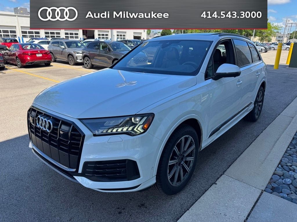 2023 Audi Q7 45 Premium Plus quattro