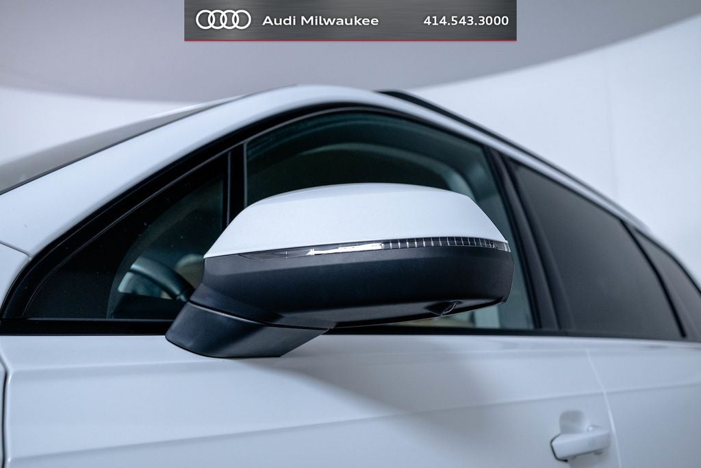 2023 Audi Q7 45 Premium Plus quattro
