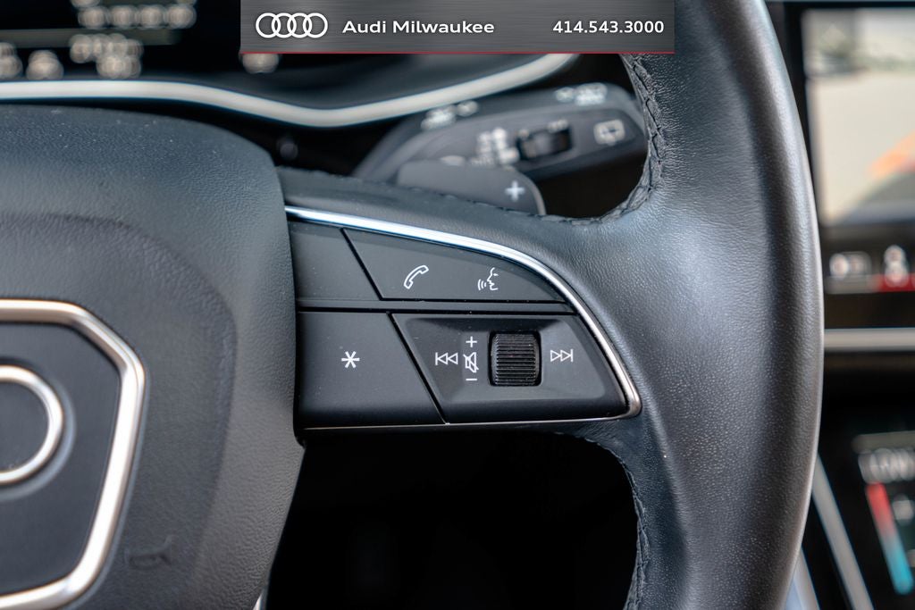 2023 Audi Q7 45 Premium Plus quattro