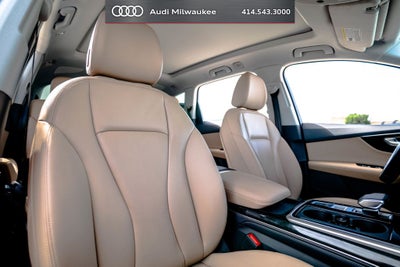 2023 Audi Q7 45 Premium Plus quattro