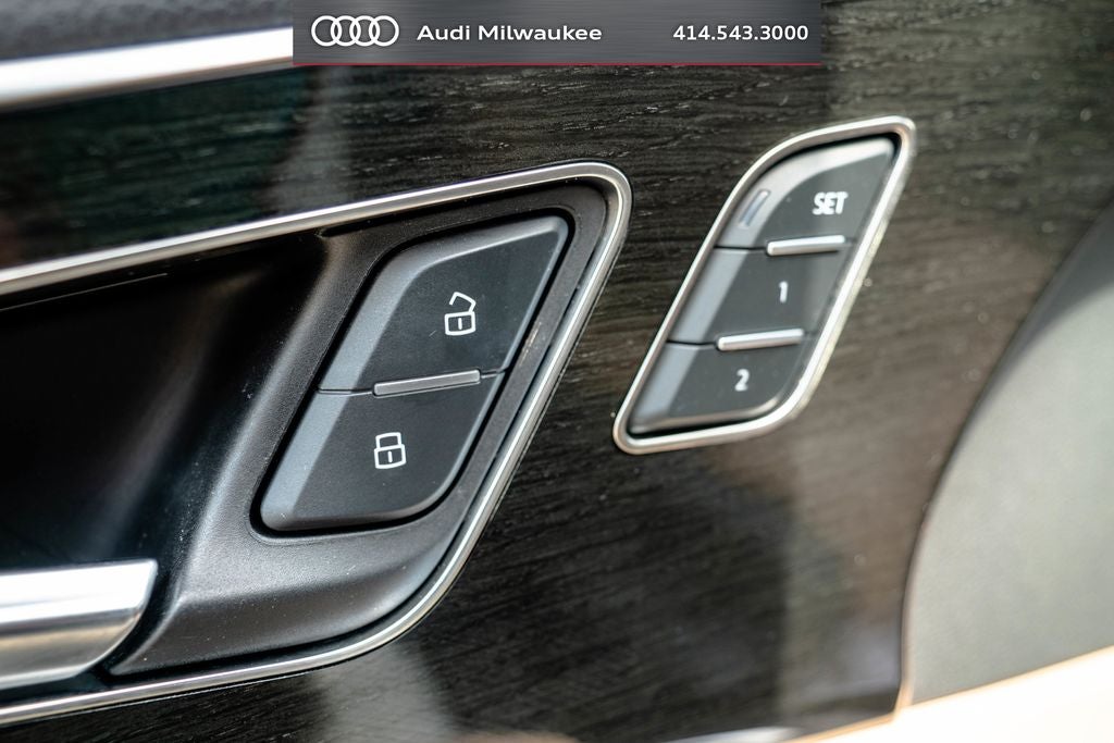 2023 Audi Q7 45 Premium Plus quattro
