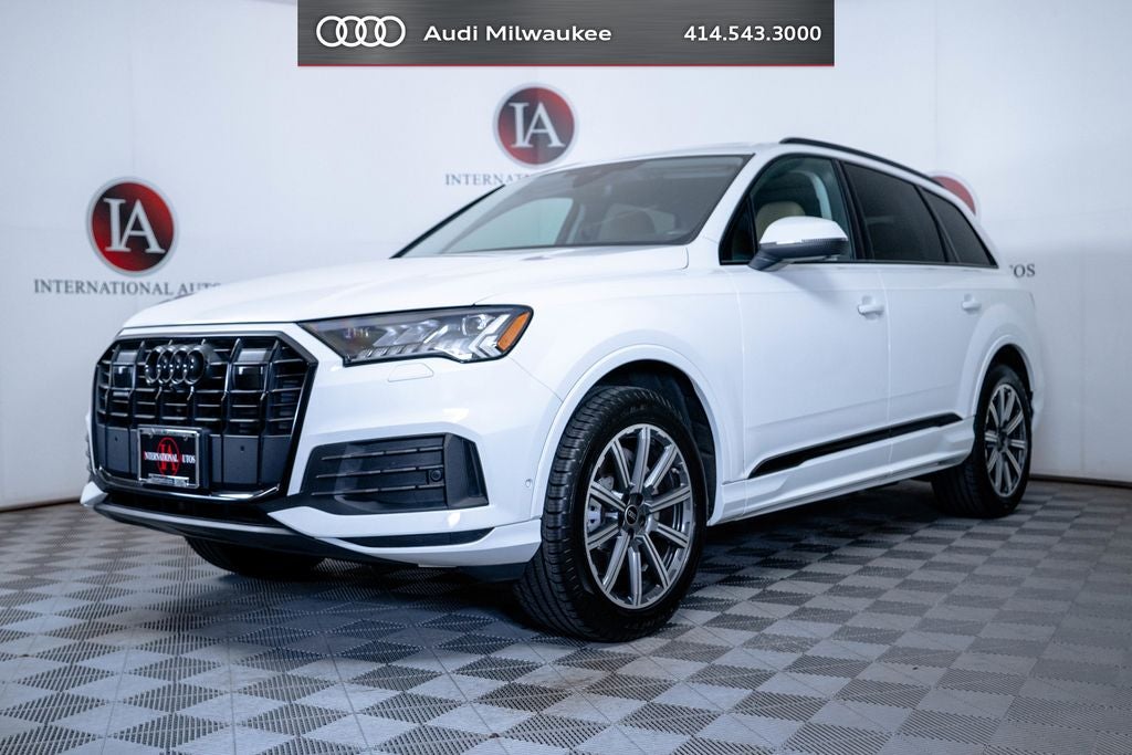 2023 Audi Q7 45 Premium Plus quattro
