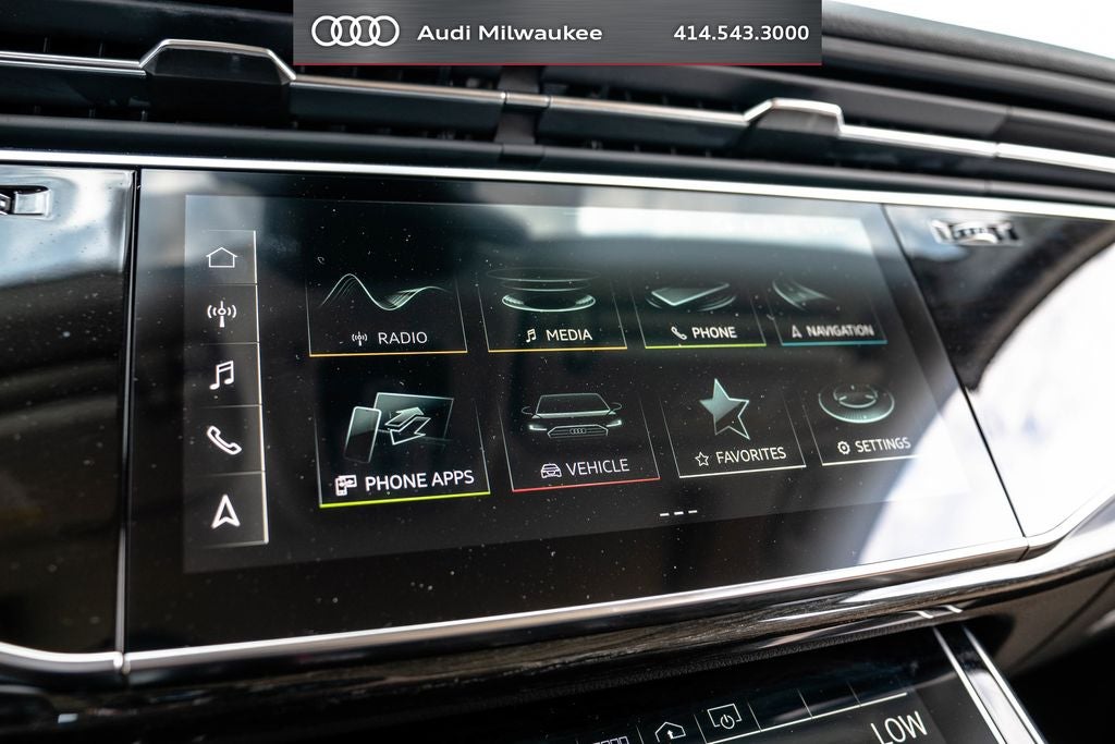 2023 Audi Q7 45 Premium Plus quattro