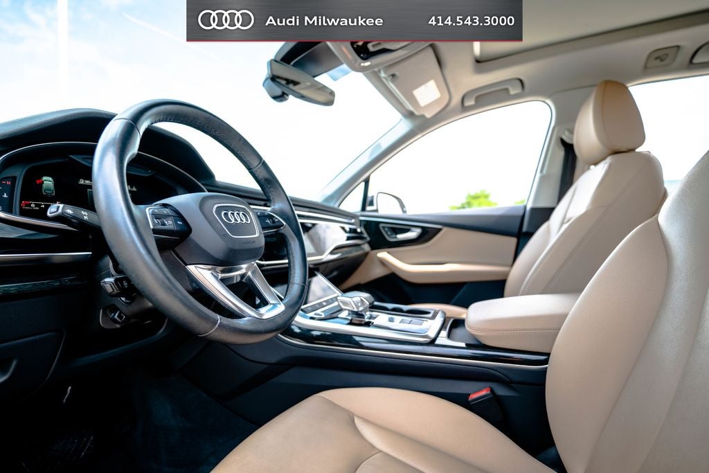 2023 Audi Q7 45 Premium Plus quattro