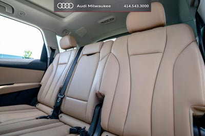 2023 Audi Q7 45 Premium Plus quattro