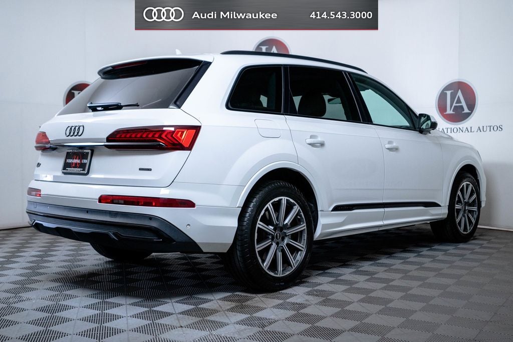 2023 Audi Q7 45 Premium Plus quattro