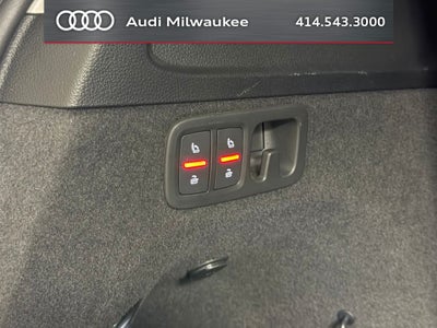 2023 Audi Q7 45 Premium Plus quattro