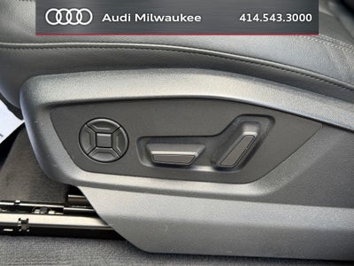 2023 Audi Q7 45 Premium Plus quattro