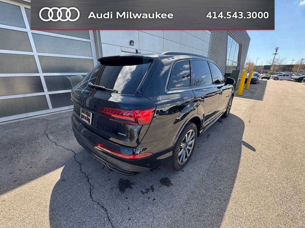 2023 Audi Q7 45 Premium Plus quattro