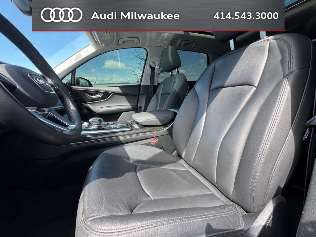 2023 Audi Q7 45 Premium Plus quattro