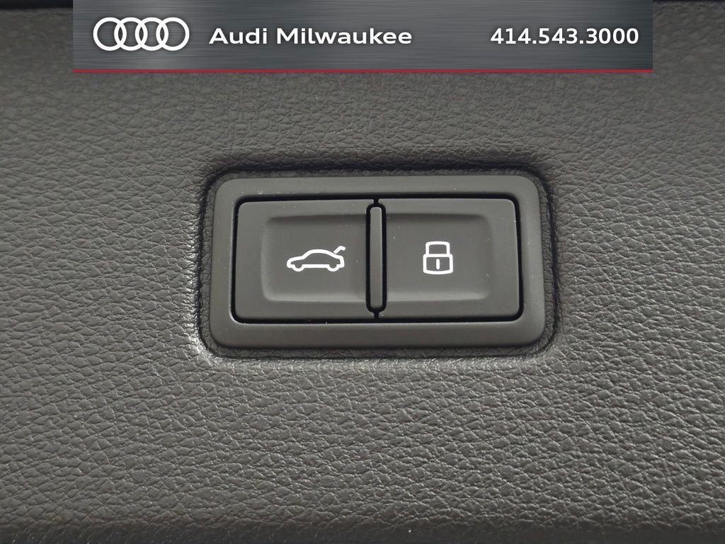 2023 Audi Q7 45 Premium Plus quattro