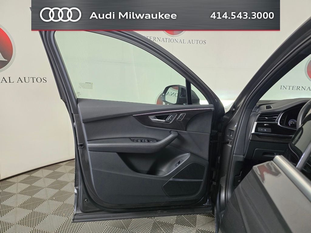 2023 Audi Q7 45 Premium Plus quattro