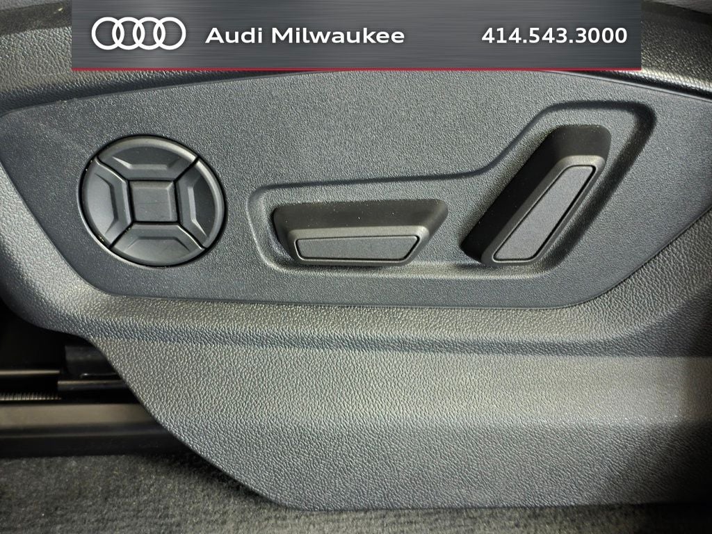 2023 Audi Q7 45 Premium Plus quattro