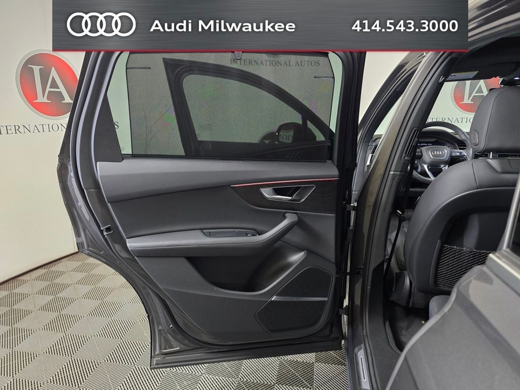 2023 Audi Q7 45 Premium Plus quattro