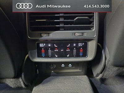 2023 Audi Q7 45 Premium Plus quattro