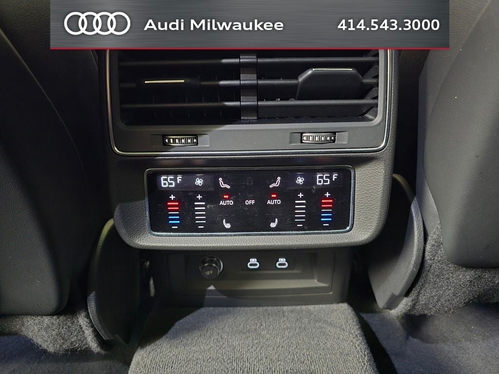 2023 Audi Q7 45 Premium Plus quattro