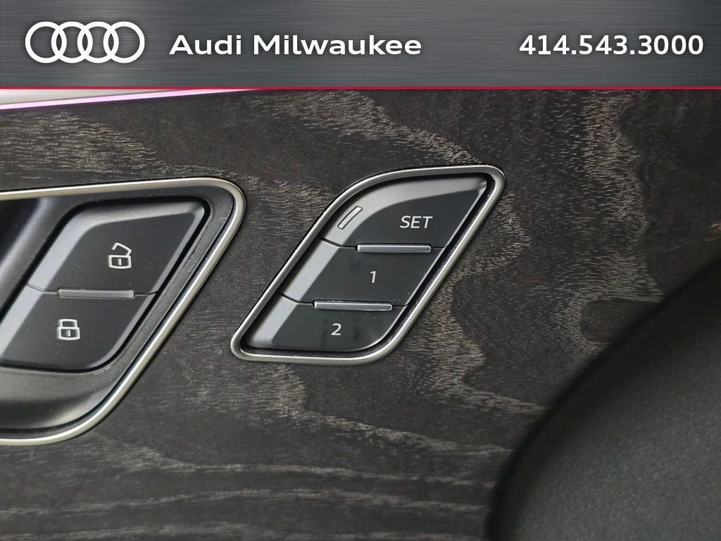 2023 Audi Q7 45 Premium Plus quattro