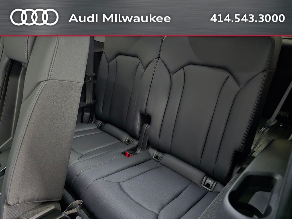 2023 Audi Q7 45 Premium Plus quattro