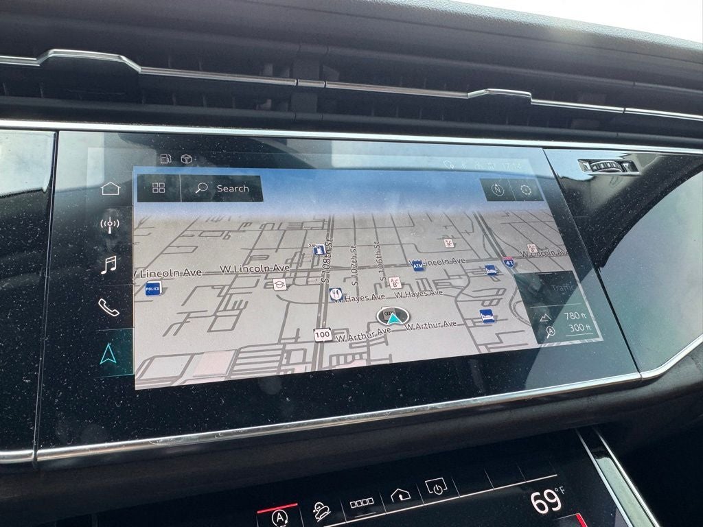 2023 Audi Q7 45 Premium Plus quattro