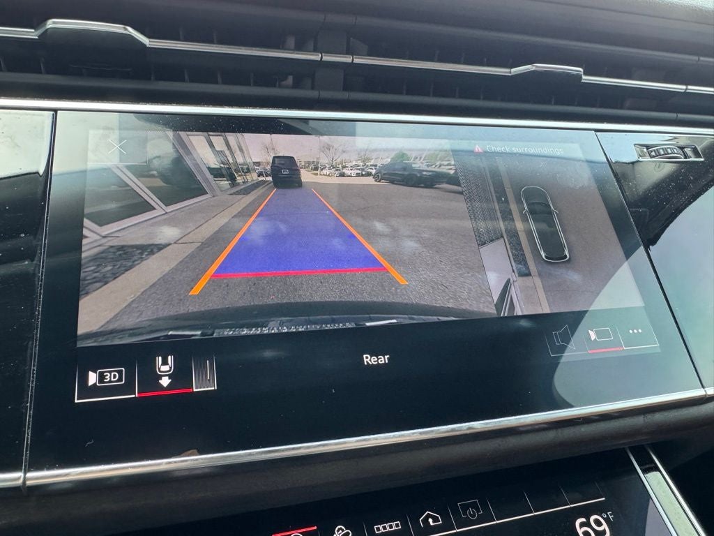 2023 Audi Q7 45 Premium Plus quattro