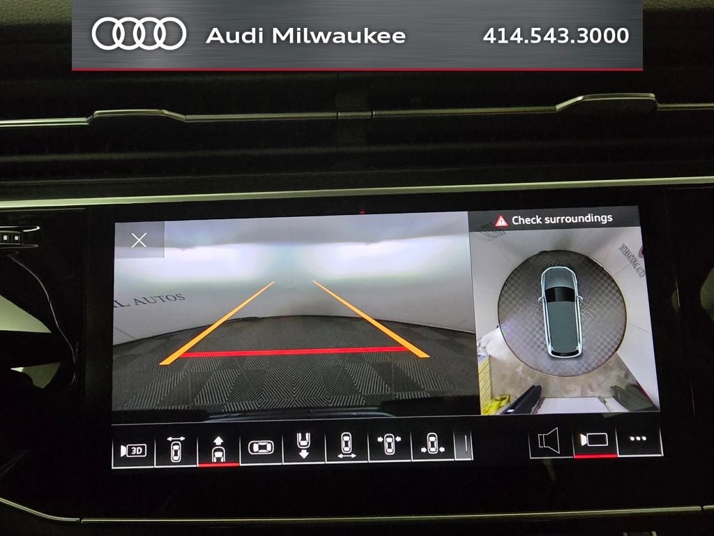 2023 Audi Q7 45 Premium Plus quattro