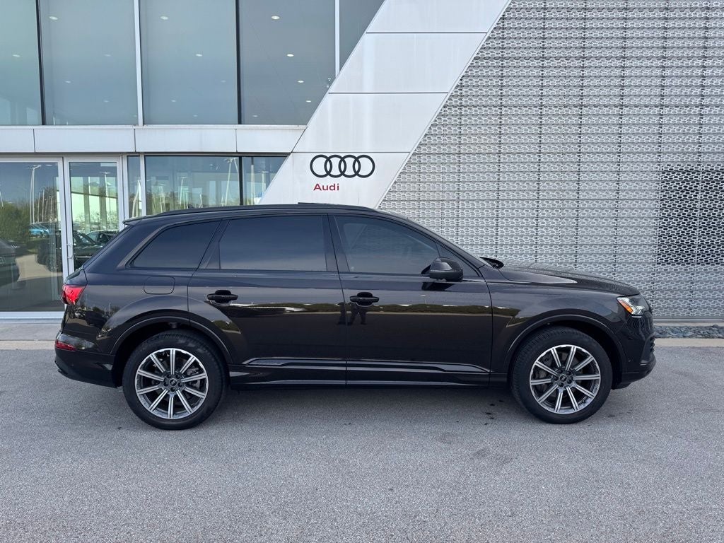 2023 Audi Q7 45 Premium Plus quattro