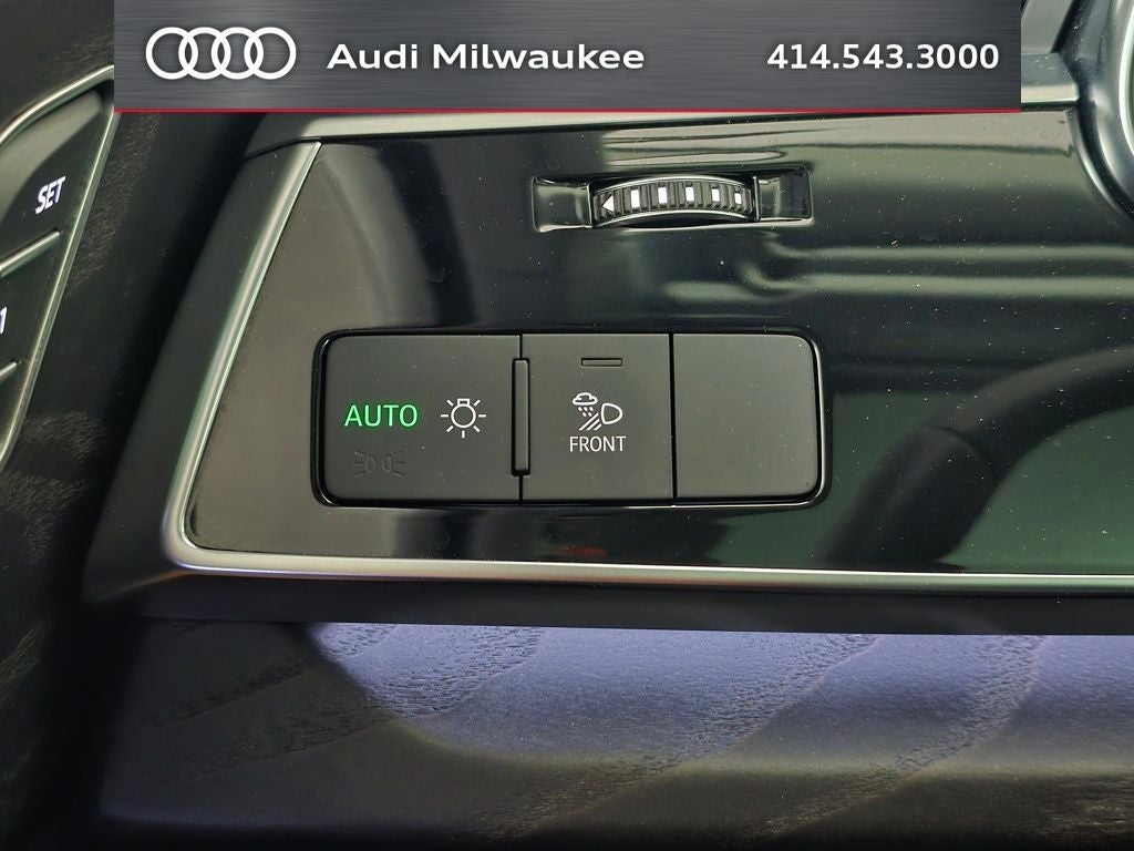 2023 Audi Q7 45 Premium Plus quattro