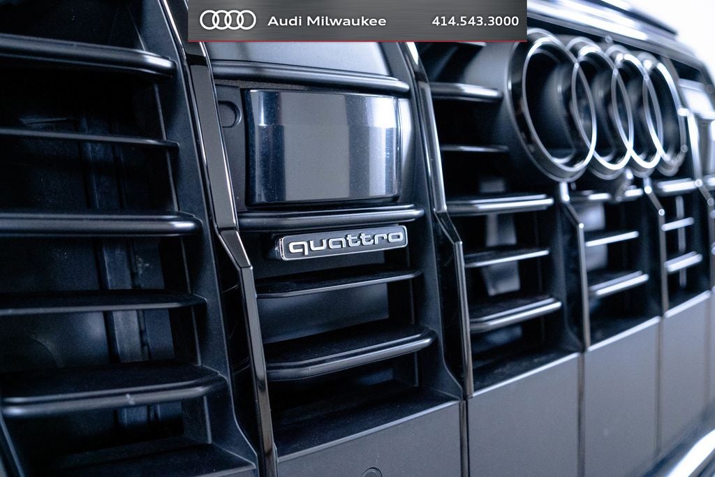 2023 Audi Q7 45 Premium Plus quattro
