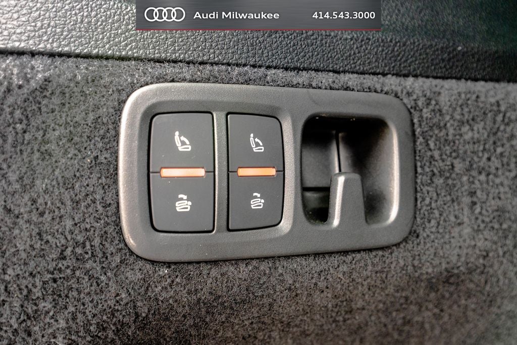 2023 Audi Q7 45 Premium Plus quattro