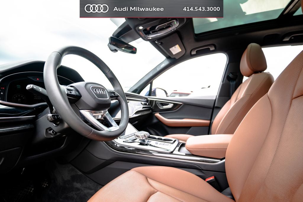 2023 Audi Q7 45 Premium Plus quattro